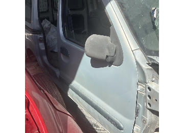 Kango Sağ Ön Kapı